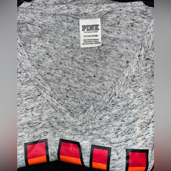 Pink Victoria’s Secret rainbow spell out tshirt large - Picture 3 of 3